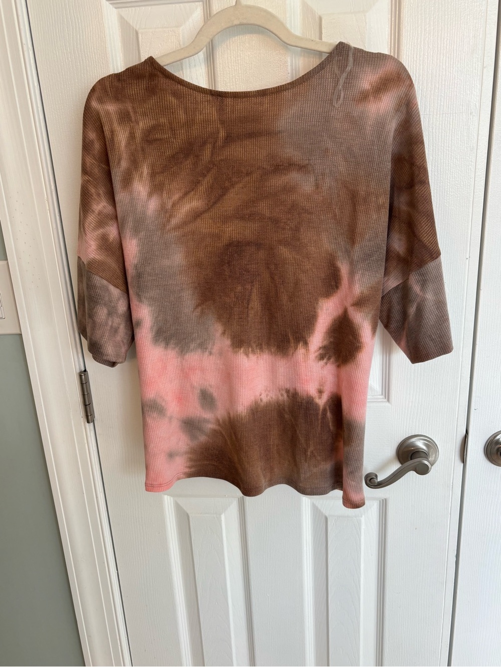 Women's Short Sleeve Tie-Dye Tee in Brown & Pink
